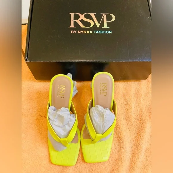 RSVP by Nykaa Fashion
Bright Side Out Heels - Picture 10 of 13